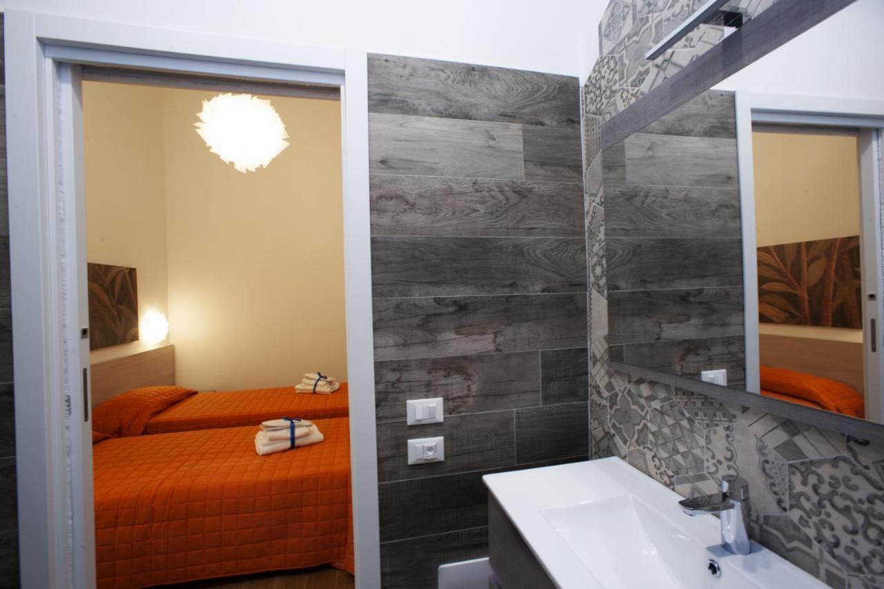 Italia Apartment Ortobotanic Garden Naples Exterior photo